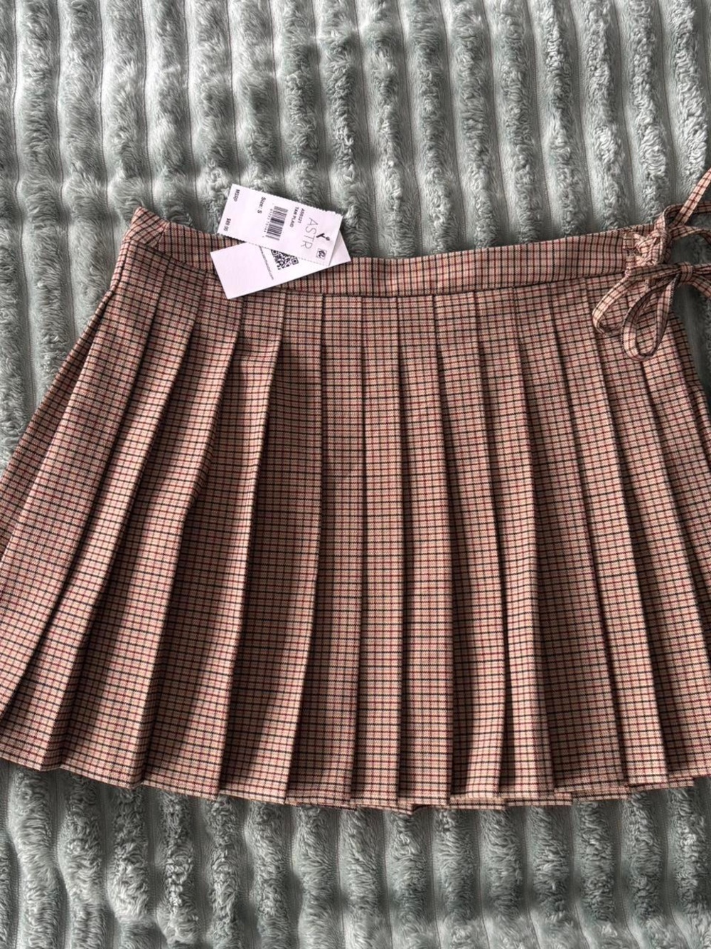 Astr Pink Plaid Pleated Mini Skirt with Side Tie